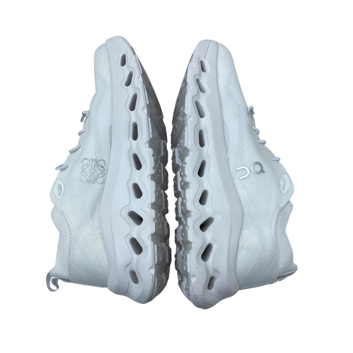 LOEWE×On Cloudtiltランニングシューッズ3MD30332422