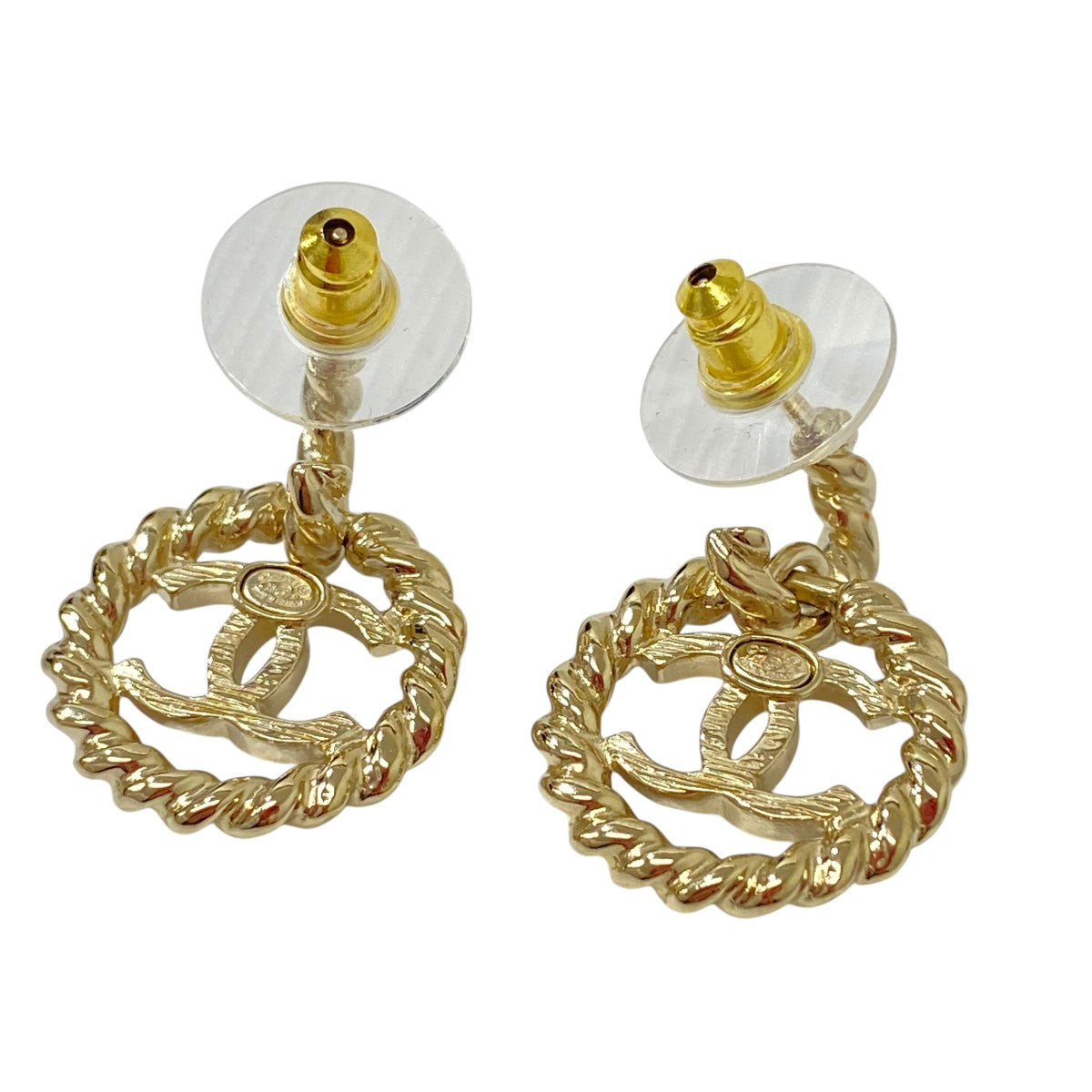 CHANEL(シャネル) L25ピアス ゴールド｜【公式】カインドオル
