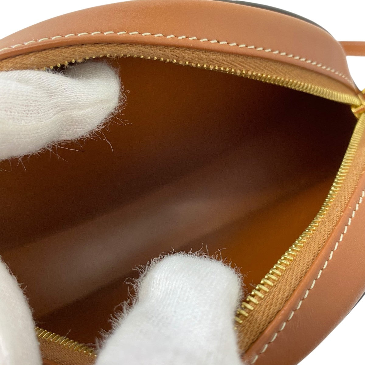 CELINE(セリーヌ) クロスボディ オーバルパース キュイル トリオンフ