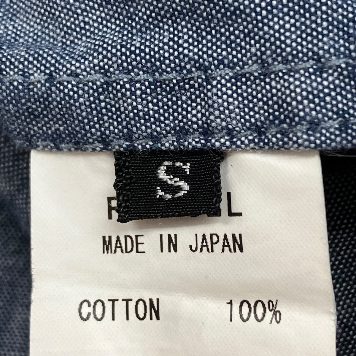 シャツ