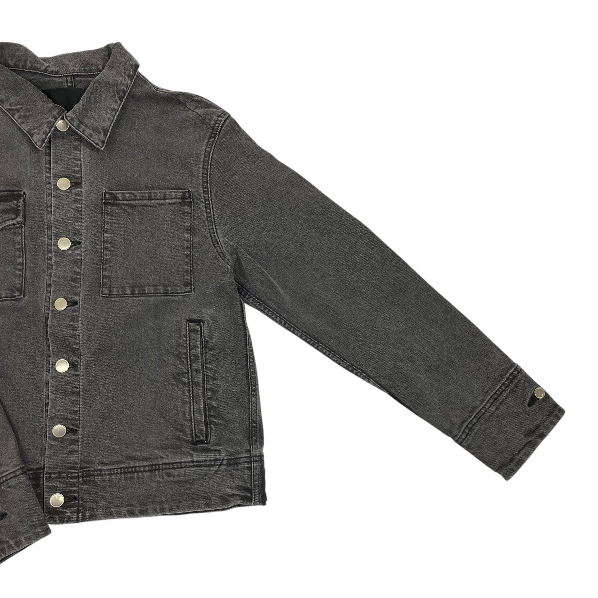 ドスディオサス　バックペプラムデニムジャケット　［新品　未使用タグ付き］ ドスディオサス バックペプラムデニムジャケット ［新品 未使用