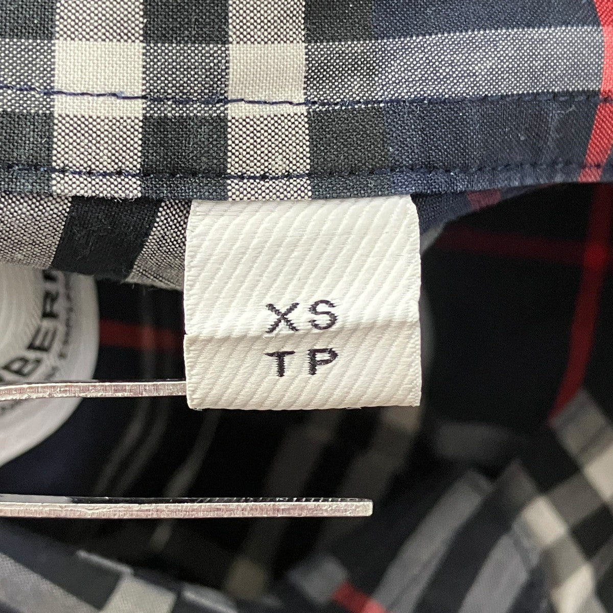 ⚠︎値下げ⚠︎【未使用品】Burberry バーバリー　チェックシャツ Sサイズ BURBERRY（シャツ）のフリマアイテム一覧