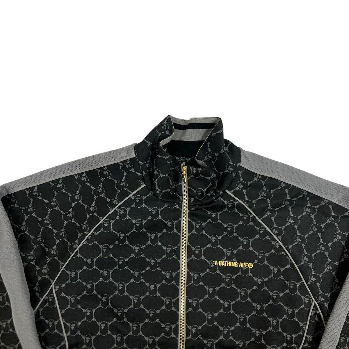 A BATHING APE(アベイシングエイプ) COLLEGE MONOGRAM LOGO
