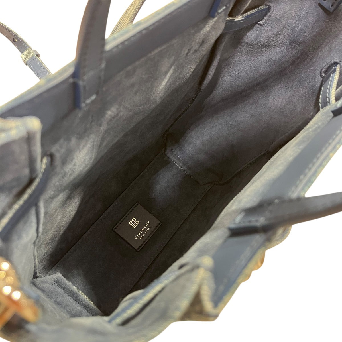 GIVENCHY 「910-5 静岡 ‐」ショルダーバッグBB50ZTB23U 古着・中古-10枚目のアイテム画像
