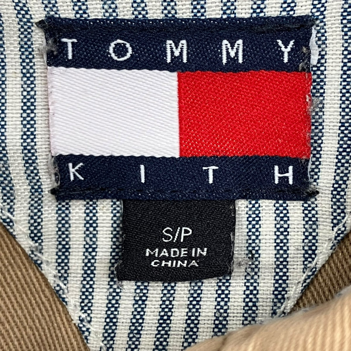 トミー×キス ×KITH TWILL CREST WOVEN SHIRT 長袖シャツ ベージュ サイズ：S TOMMY×KITH TWILL CREST WOVEN SHIRT 長袖シャツ ベージュ