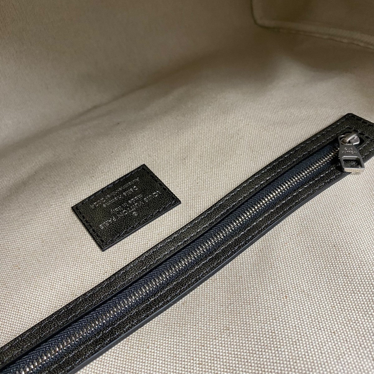 LOUIS VUITTON(ルイヴィトン) キーポル・バンドリエール50バッグM11596 LOUIS VUITTON(ルイヴィトン) キーポル・バンドリエール50バッグM11596