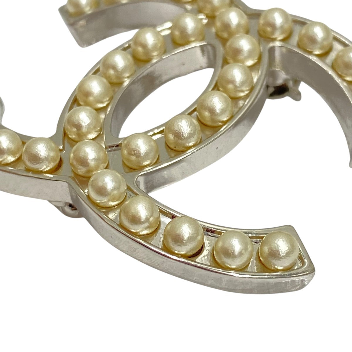 CHANEL(シャネル) ココマーク フェイクパールブローチ 03V シルバー