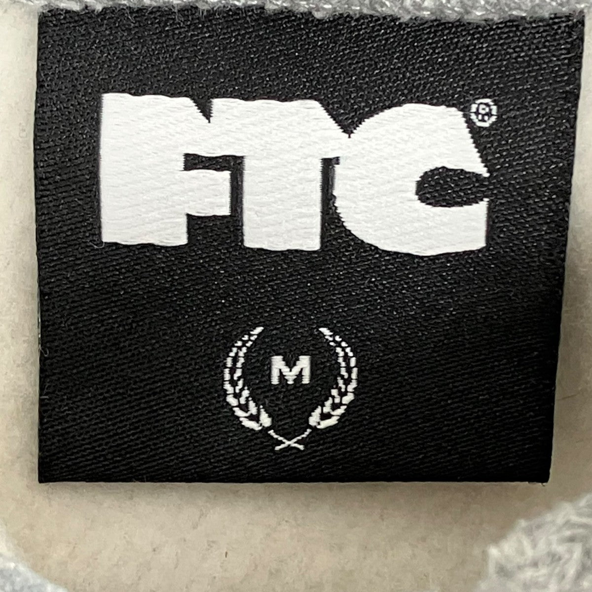 FTC REFLECTIVE SMALL BOX LOGO ZIP UP HOODYジップパーカー