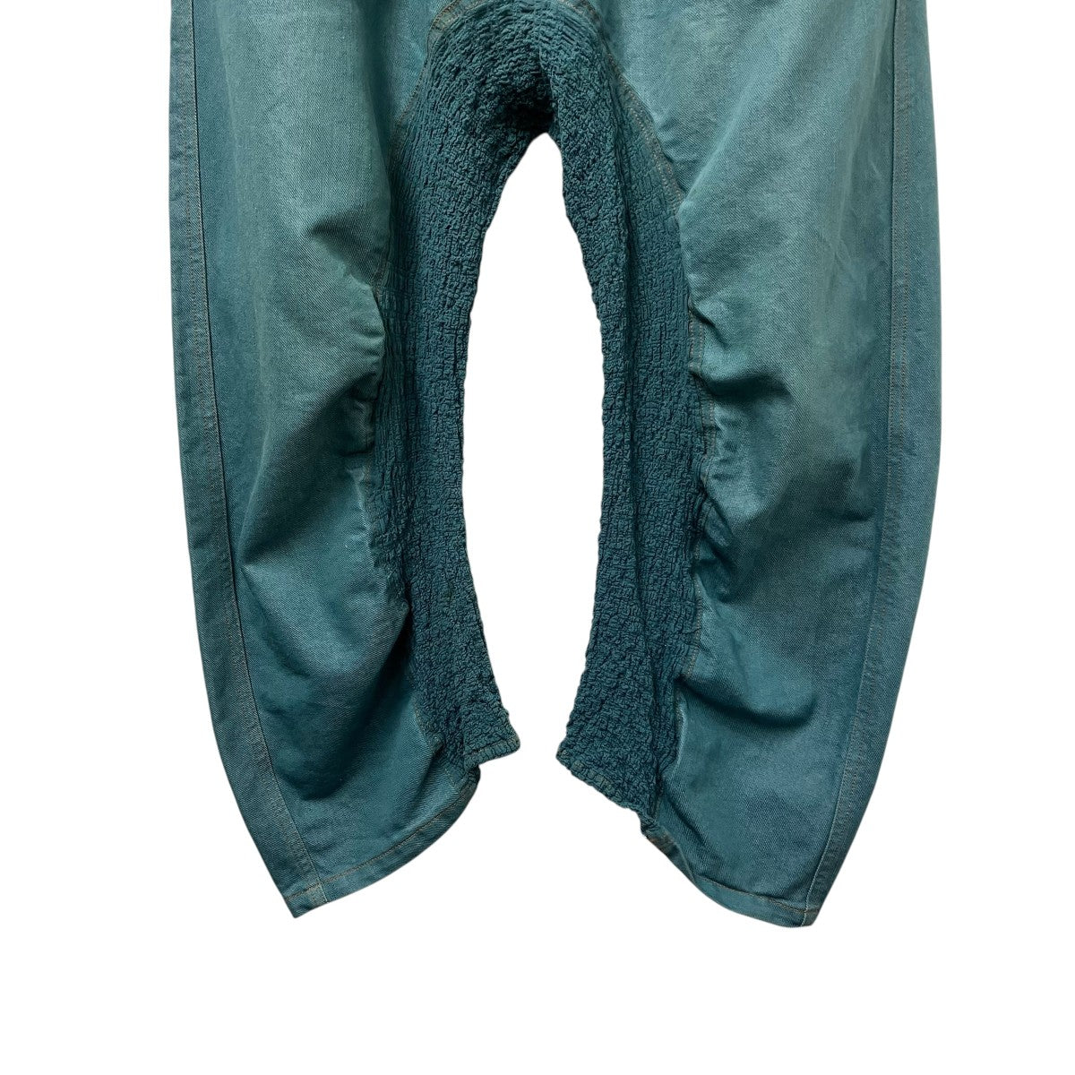 ISSEY MIYAKE me サリエルパンツ デニムパンツ 黒 ISSEY MIYAKE me サリエルパンツ デニムパンツ 黒 激安通販