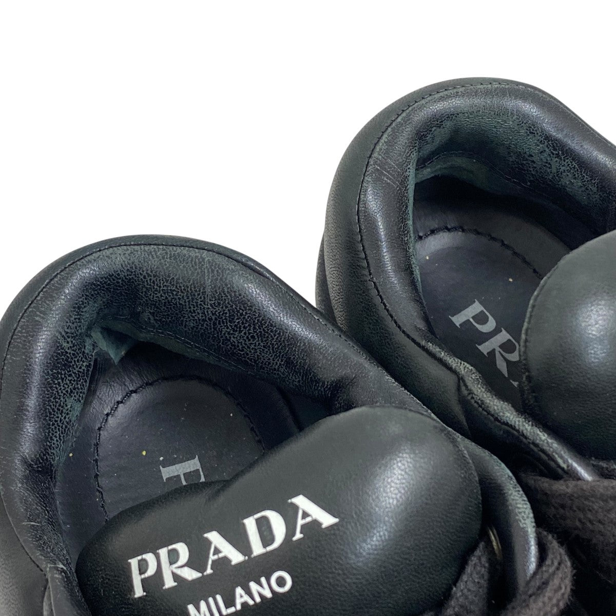 PRADA(プラダ) パデッドナッパレザースニーカー ブラック サイズ