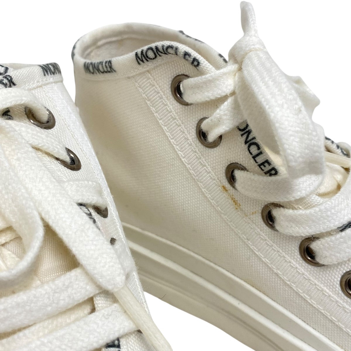 MONCLER モンクレール ハイカット スニーカー カーキ LISSEX 新品 MONCLER モンクレール ハイカット スニーカー カーキ LISSEX