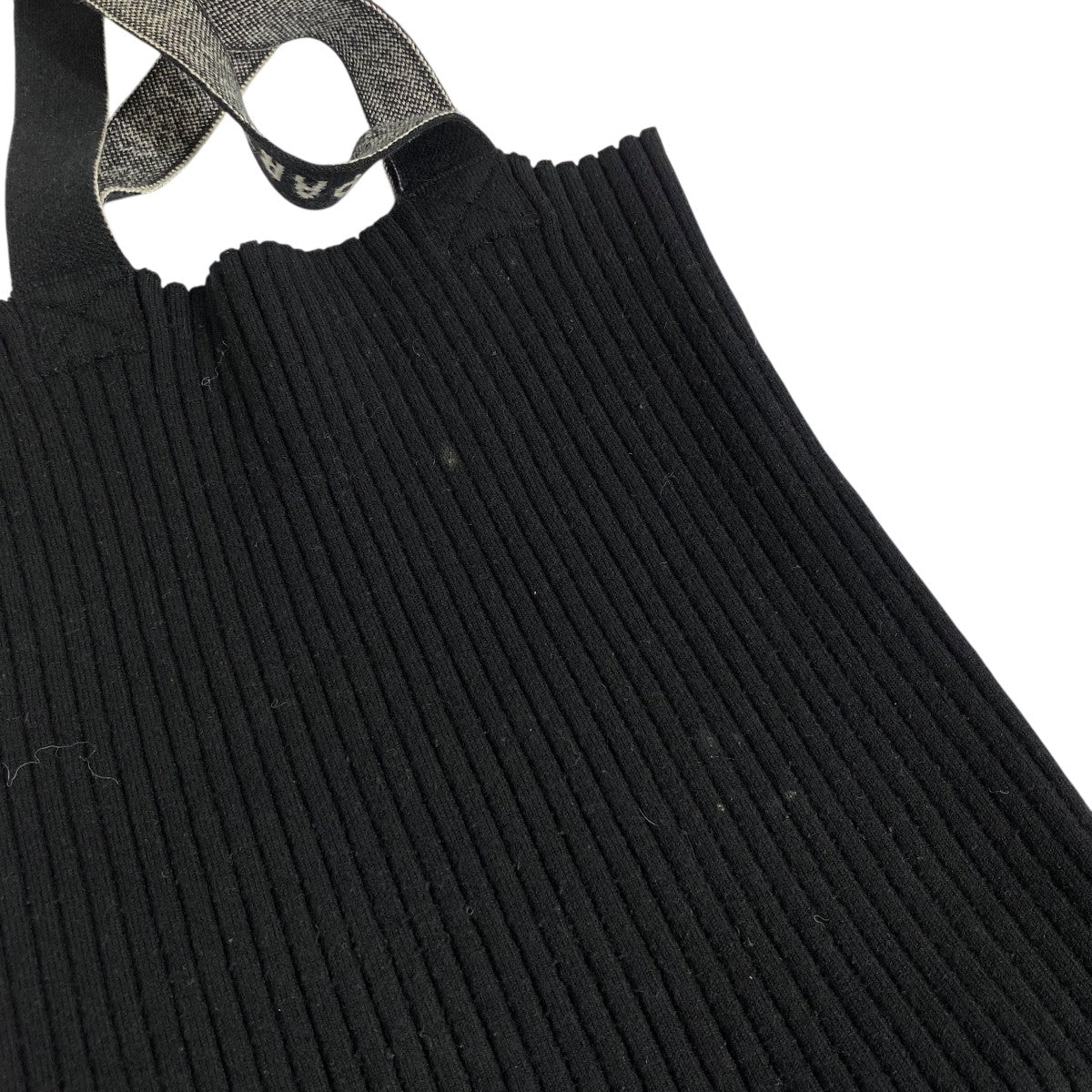 GIUGIU ニットバッグ 古着・中古-3枚目のアイテム画像