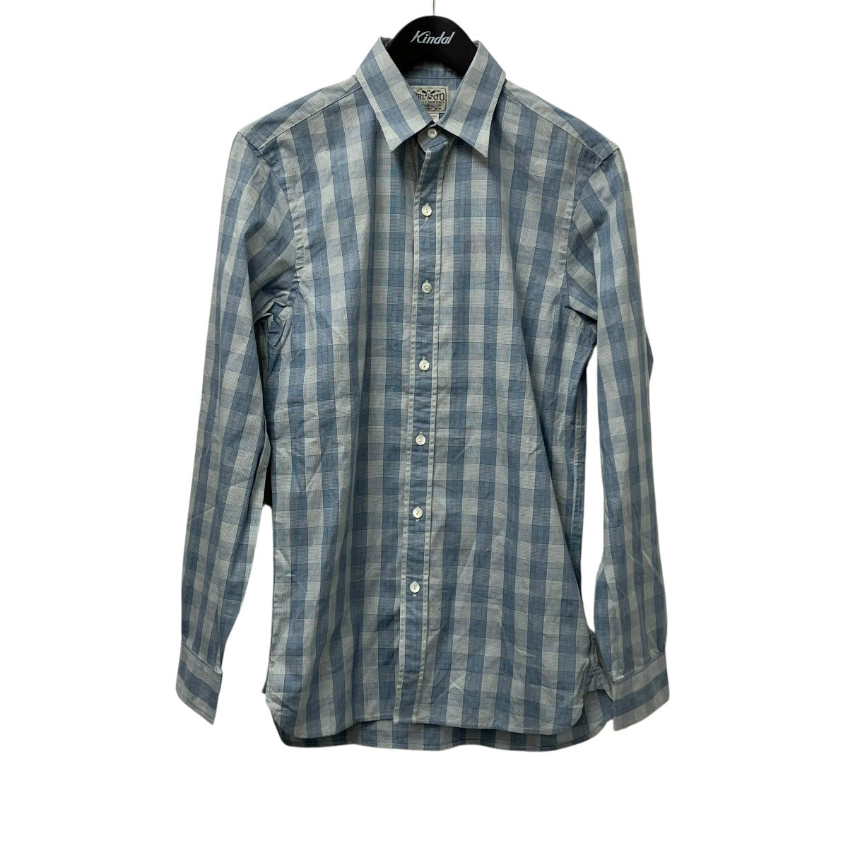 チェックシャツ