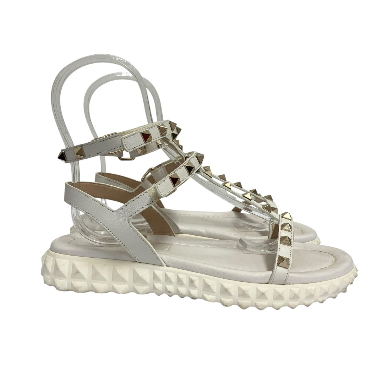 VALENTINO スタッズ付きバングル ホワイト VALENTINO 良品 Valentino Garavani ヴァレンティノガラヴァーニ