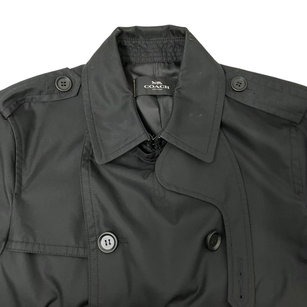 未使用に近い　コーチ　トレンチコート　チャーム付き　ラムレザー　F33778 トレンチ コート ジャケット&コート