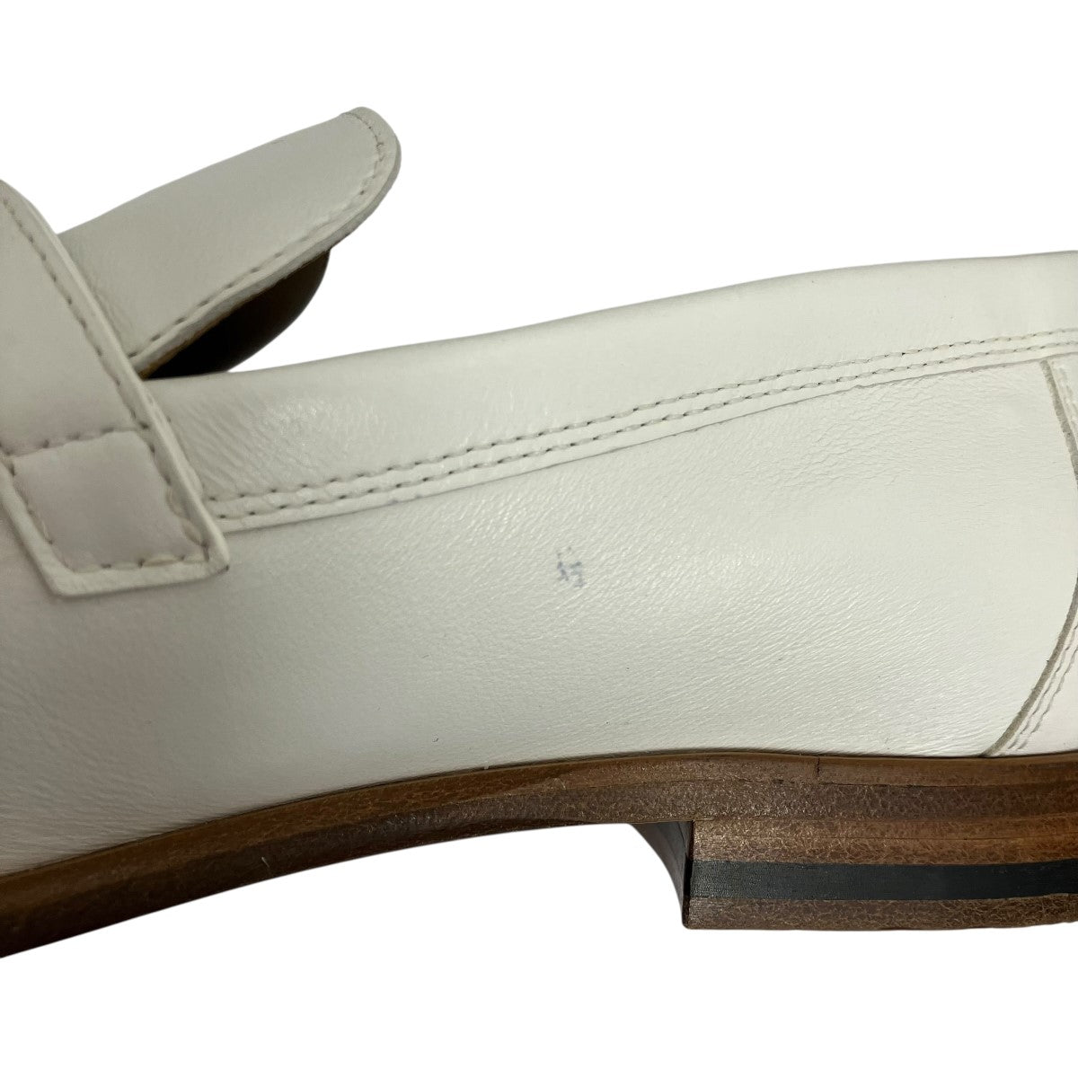 【店頭&オンライン完売サイズ】エルメス　モカシン　デスタン　37 1/2サイズ HERMES - 【店頭&オンライン完売サイズ‼️】エルメス モカシン