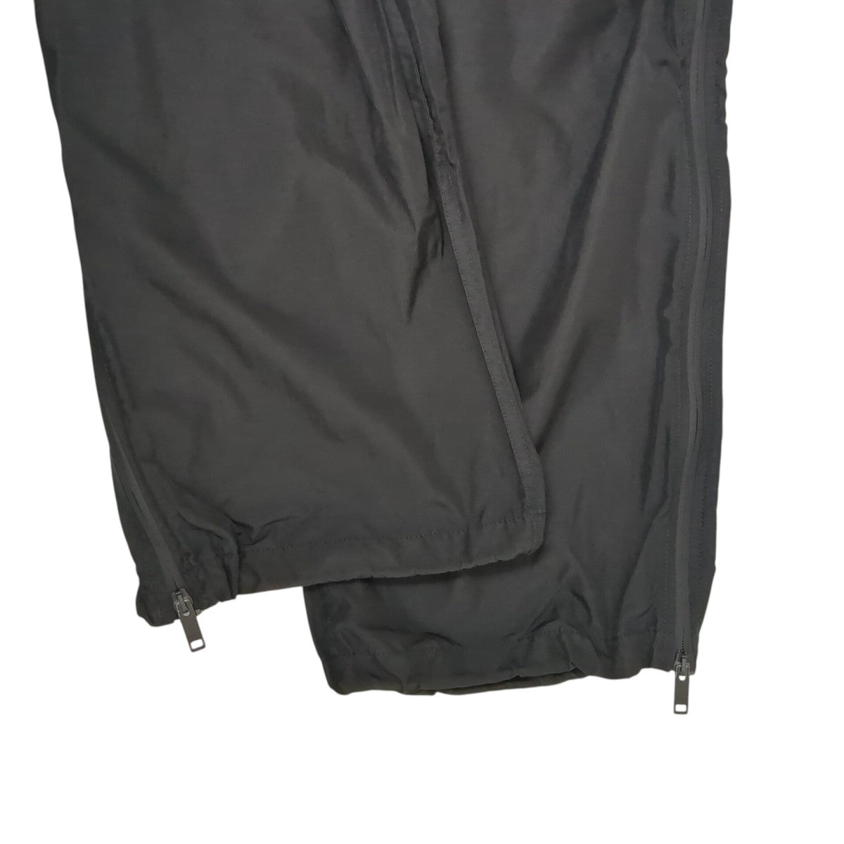 GIVENCHY(ジバンシィ) パンツBM50JU101E BM50JU101E ブラック
