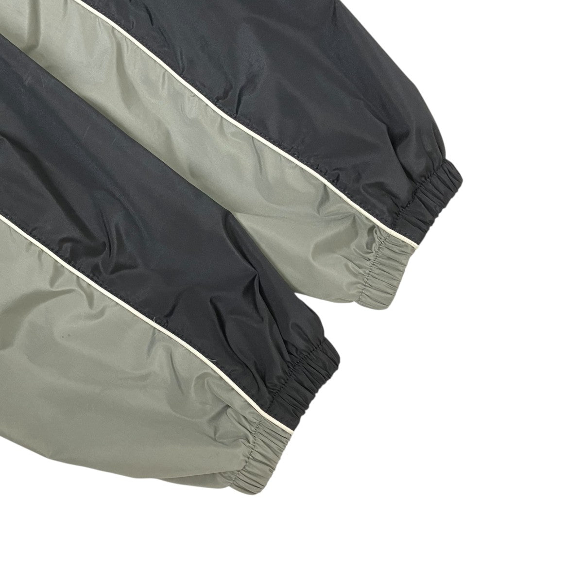 MIU MIU(ミュウミュウ) テクニカルシルク ジップブルゾンジャケット