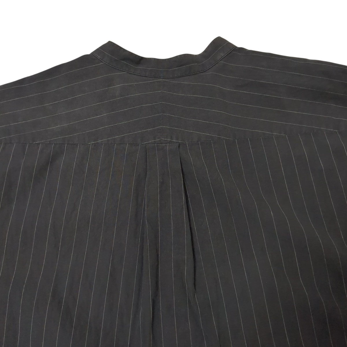 COMOLI(コモリ) ストライプバンドカラーシャツJ03-02002 J03-02002