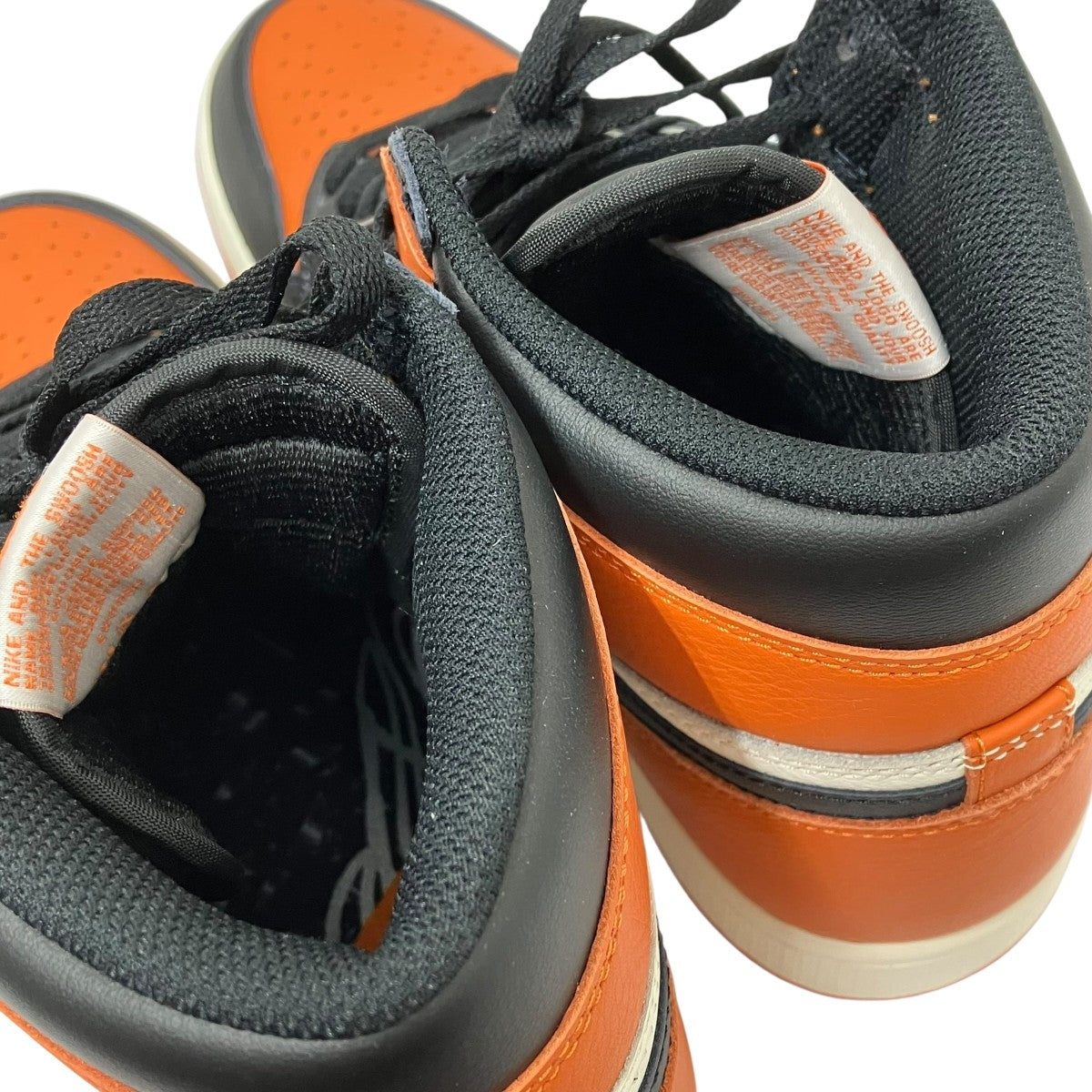 NIKE(ナイキ) スニーカーDZ5485-008 DZ5485-008 オレンジ