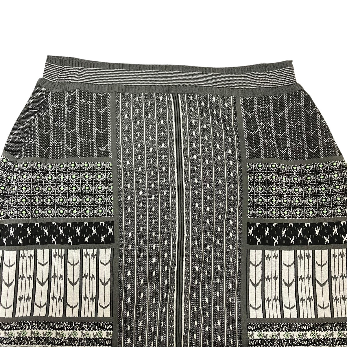 mame kurogouchi(マメクロゴウチ) Geometric Pattern Knitted Skirt