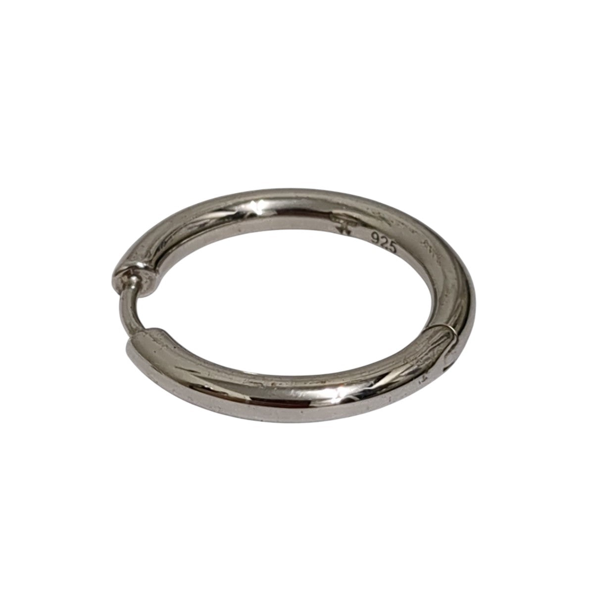 TOM WOOD(トムウッド) 片耳ピアス シルバー｜【公式】カインドオル