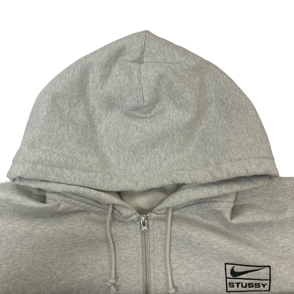 STUSSY × NIKE グレー ジップアップパーカー stussy×NIKE ジップパーカーFJ9181-050 FJ9181-050 グレー