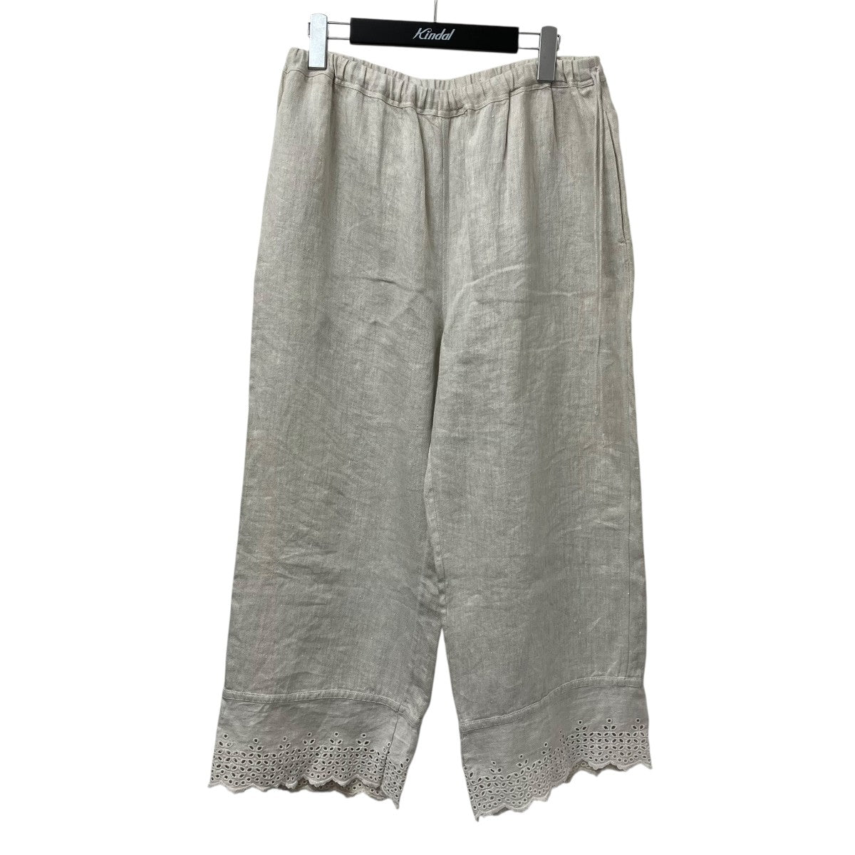 美品　45R ベージュ　カットワークペチパンツ 45R(フォーティファイブアール) インドリネンのカットワーク