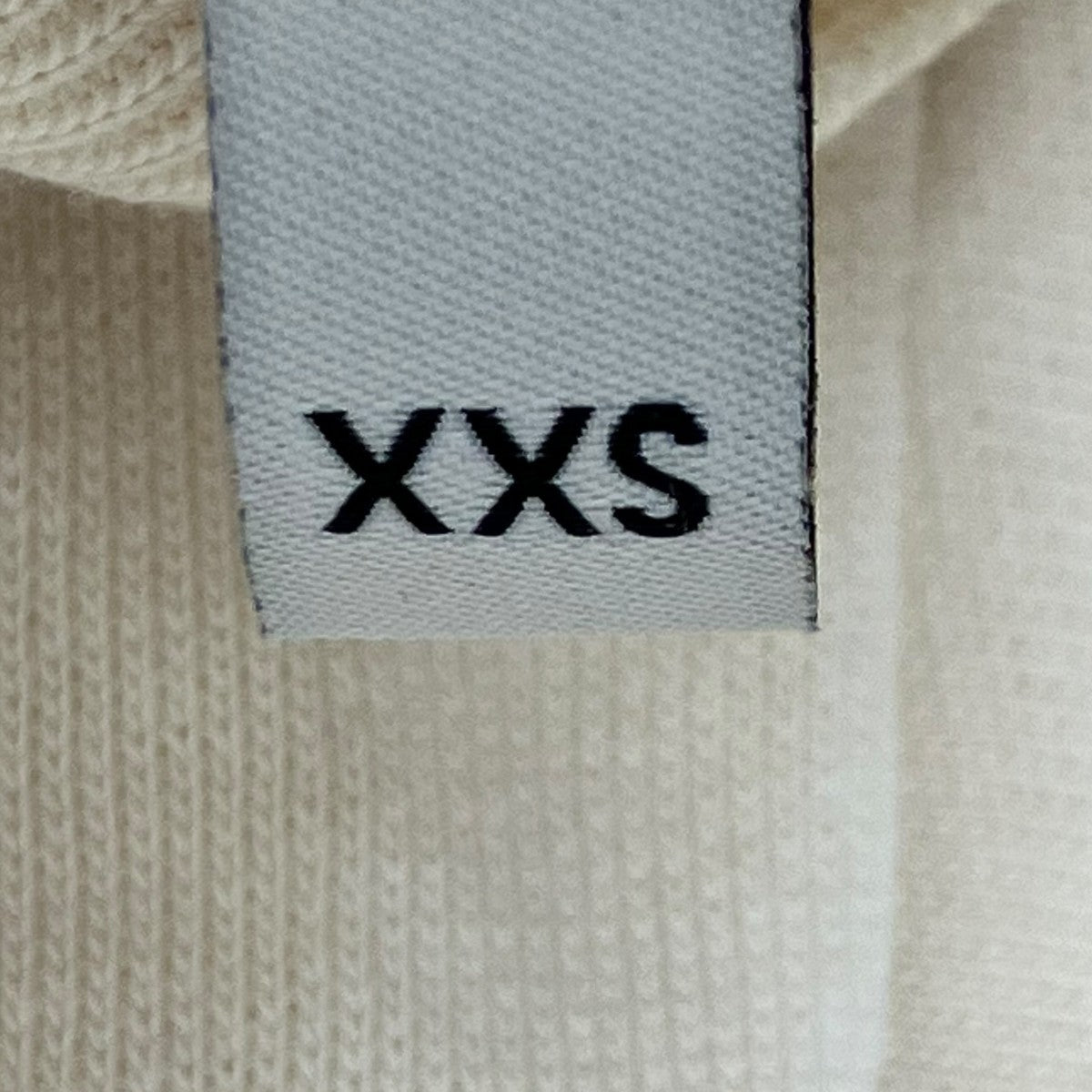 AMI PARIS(アミパリス) Tシャツ オフホワイト サイズ XXS｜【公式