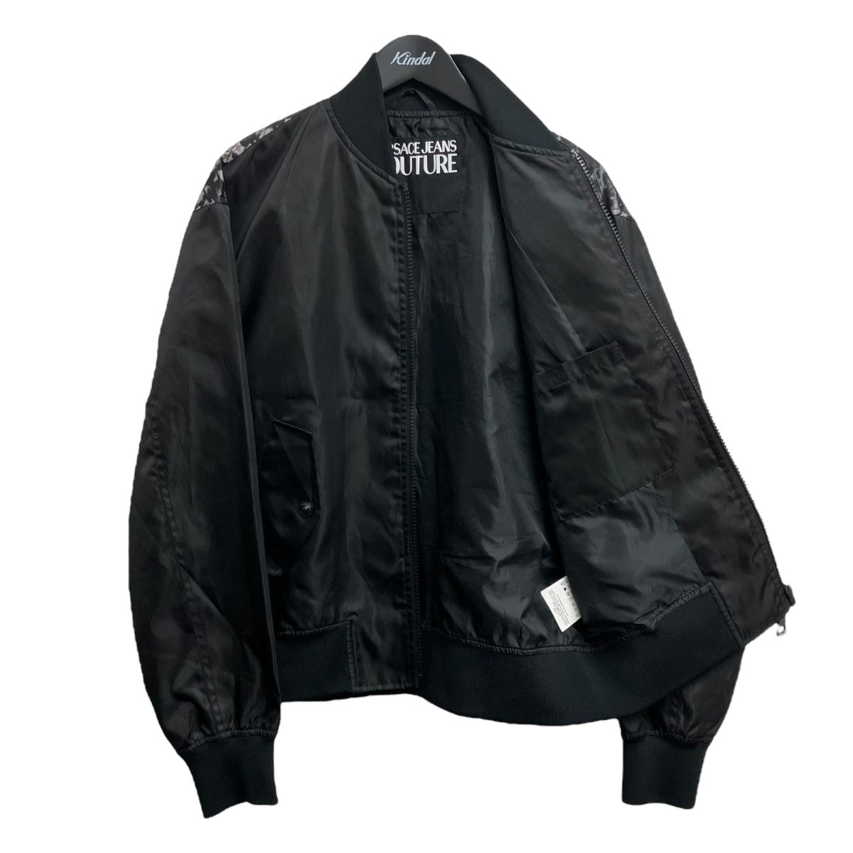 ヴェルサーチVERSACE カラフルロゴブルゾン VERSACE(ヴェルサーチ) ジップブルゾン1009929 1A07676 1009929