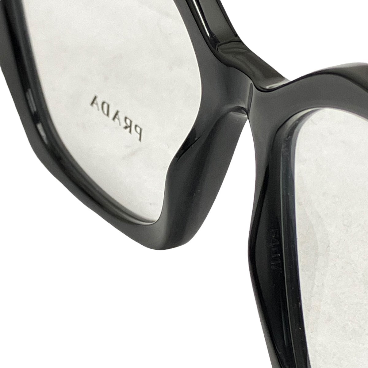 【新品未使用】PRADA ブラック サングラス オクタゴナル PRADA(プラダ) サングラス ブラック｜【公式】カインドオル