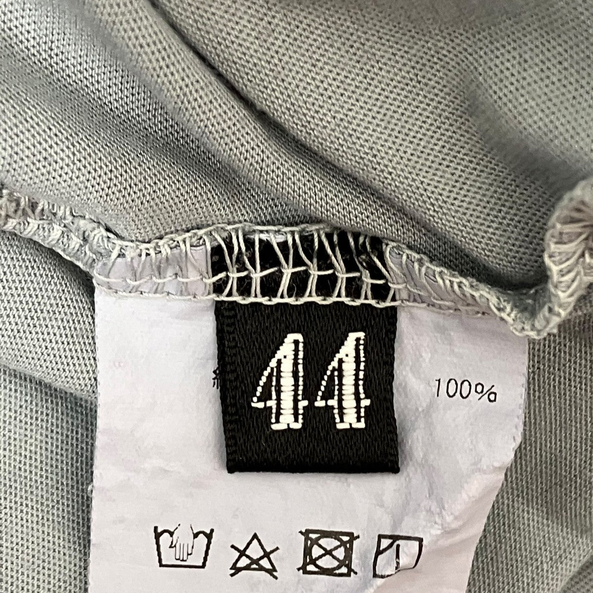 長袖Tシャツ