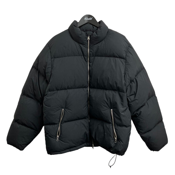 Stussy フード付きダウンジャケット ブラック stussy(ステューシー) Nylon Down Pufferダウンジャケット115711