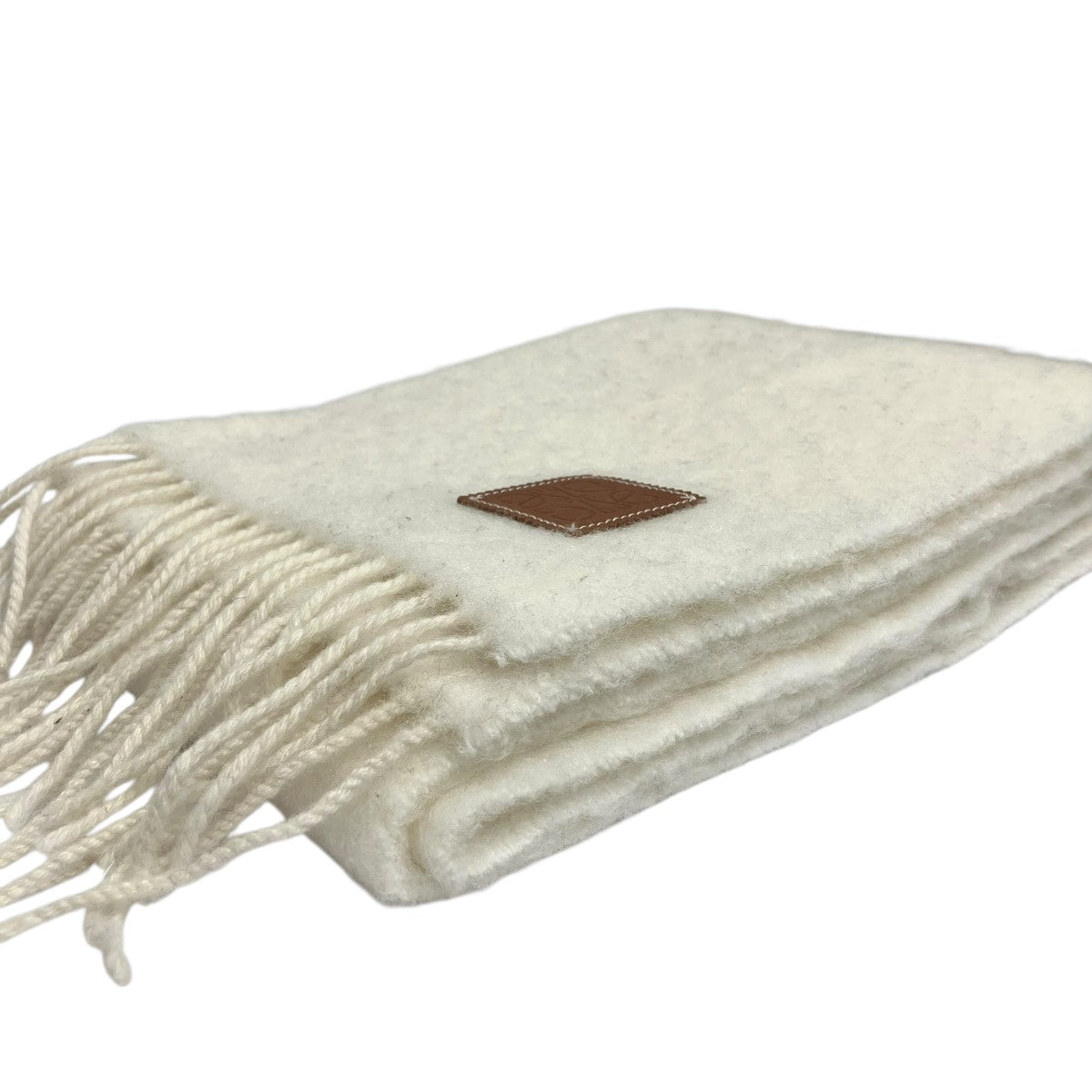 LOEWE(ロエベ) マフラー ホワイト｜【公式】カインドオルオンライン