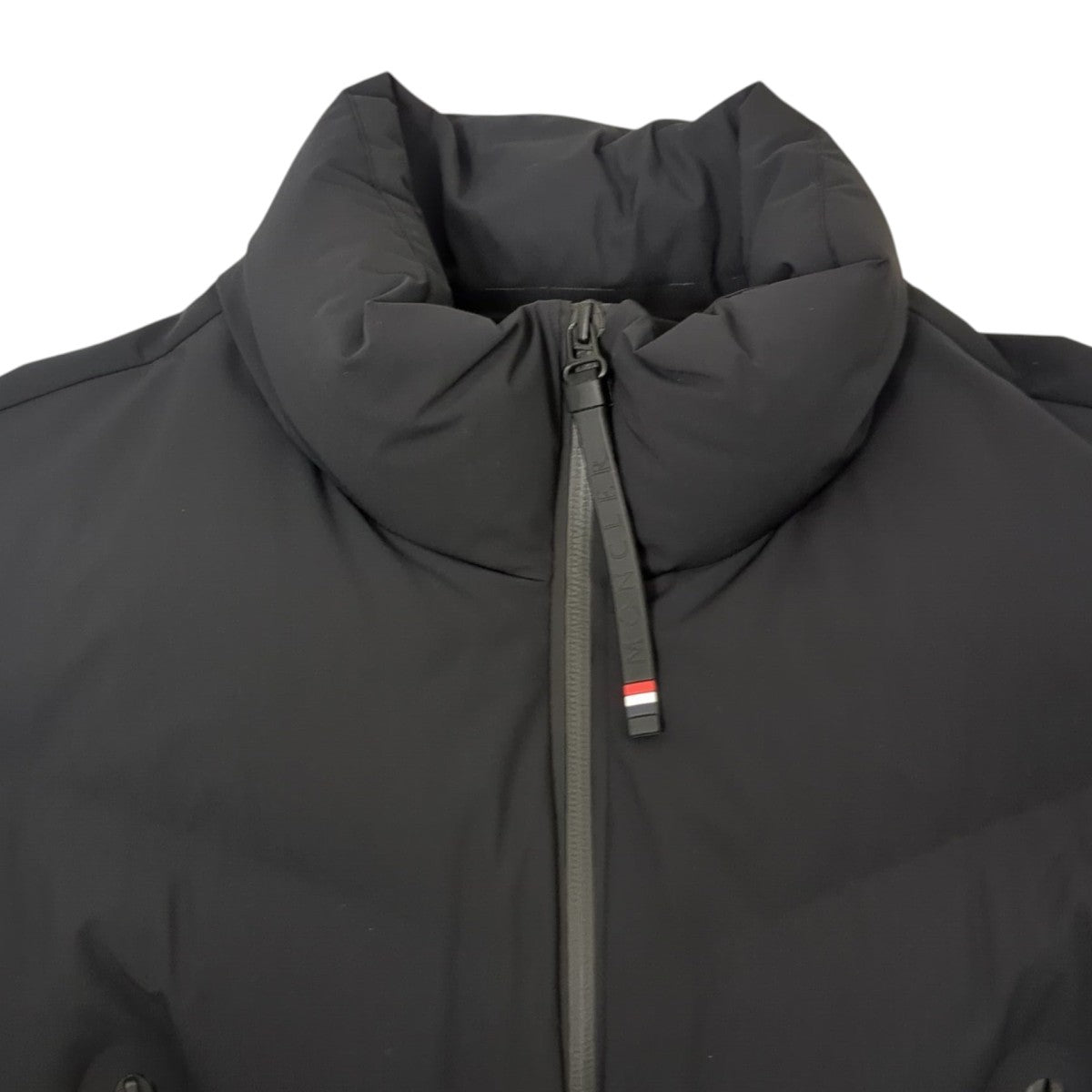MONCLER GRENOBLE LENGAU GILETダウンベストI20971A00036