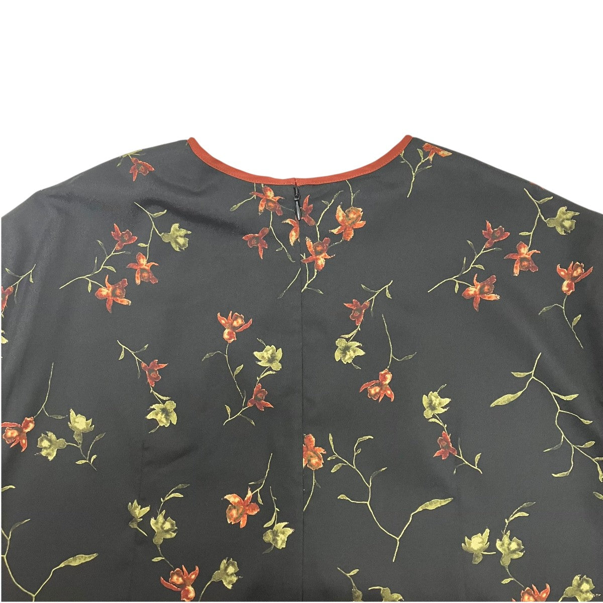 CLANE ドレスフラワーピンタックワンピース11112-5092 古着・中古-4枚目のアイテム画像