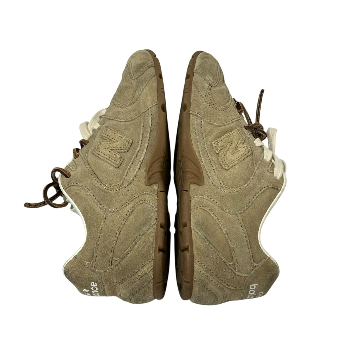 NEW BALANCE×MIU MIU スニーカー165 165 ベージュ サイズ 37｜【公式