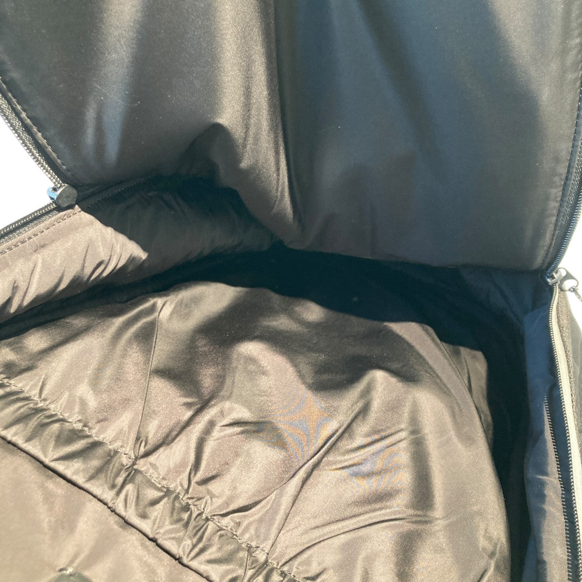 MONCLER　ナイロンバックパック　中古 中古・古着通販】MONCLER (モンクレール) ダウンキルトジップバック