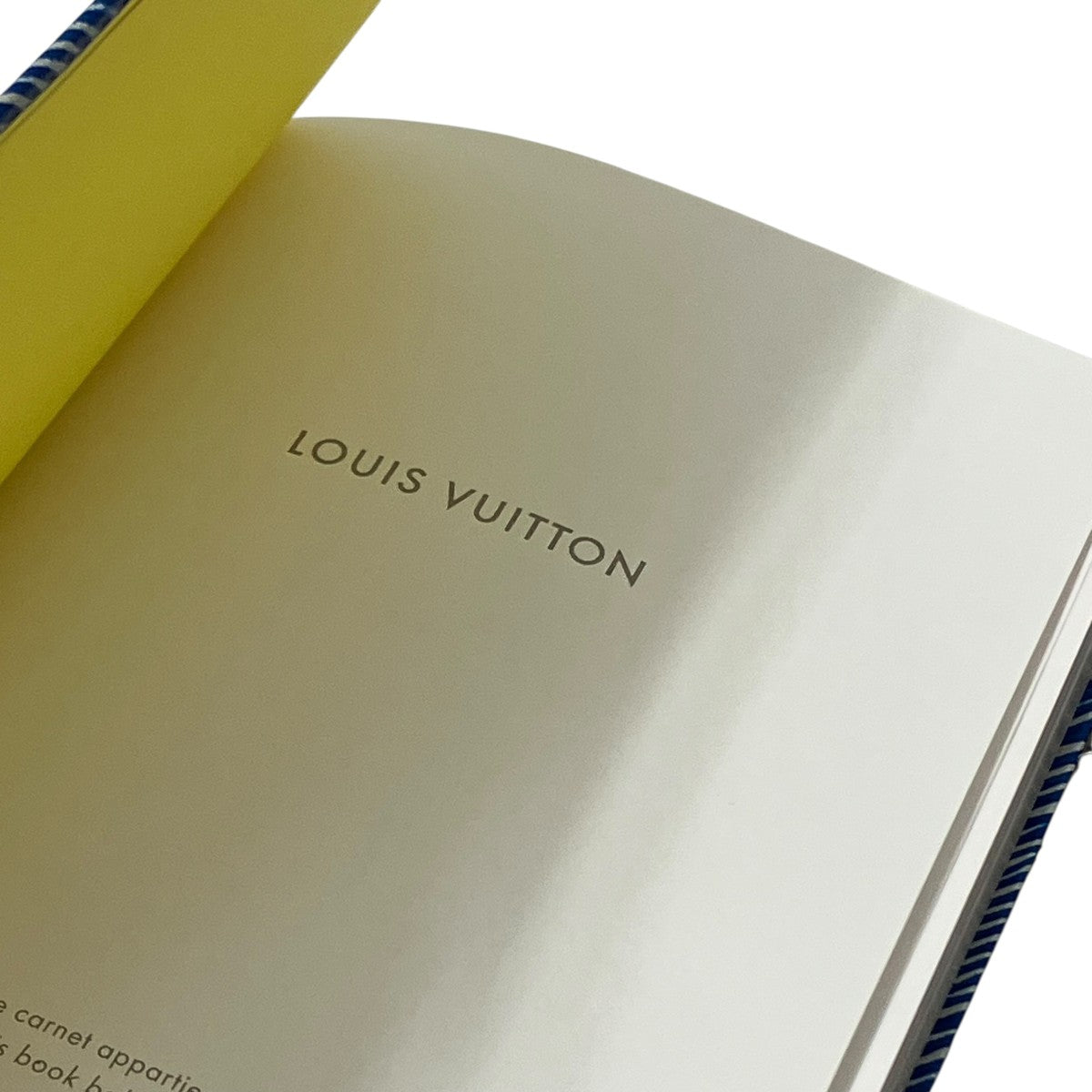 LOUIS VUITTON(ルイヴィトン) メモ帳 ブルー｜【公式】カインドオル