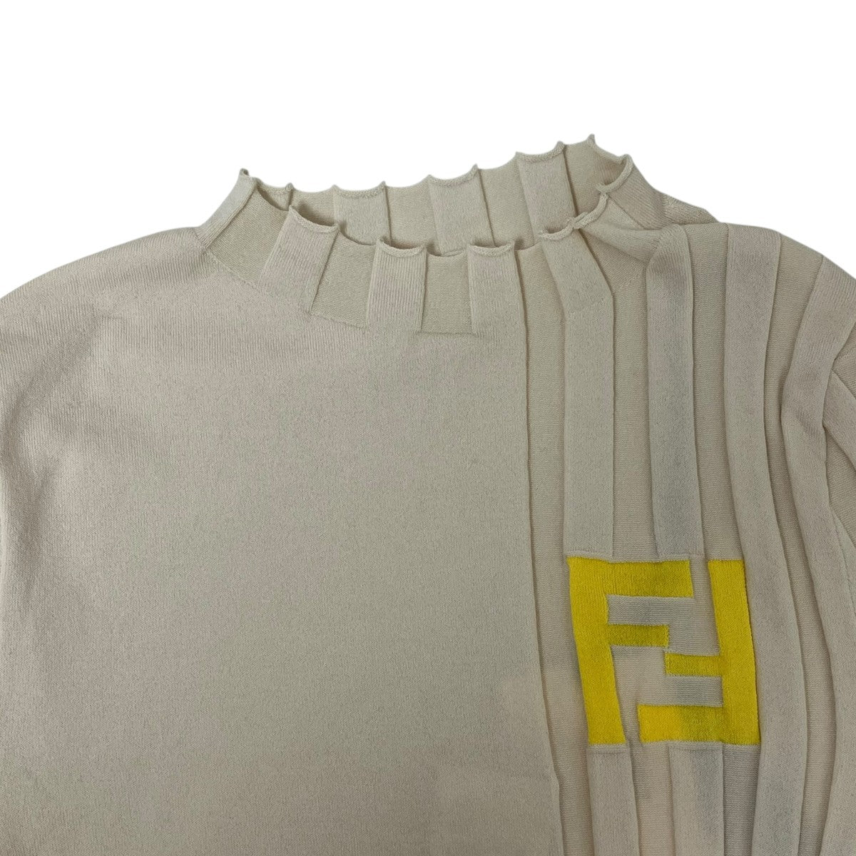 FENDI(フェンディ) 半袖ニットFZXC37 FZXC37 ベージュ サイズ 38