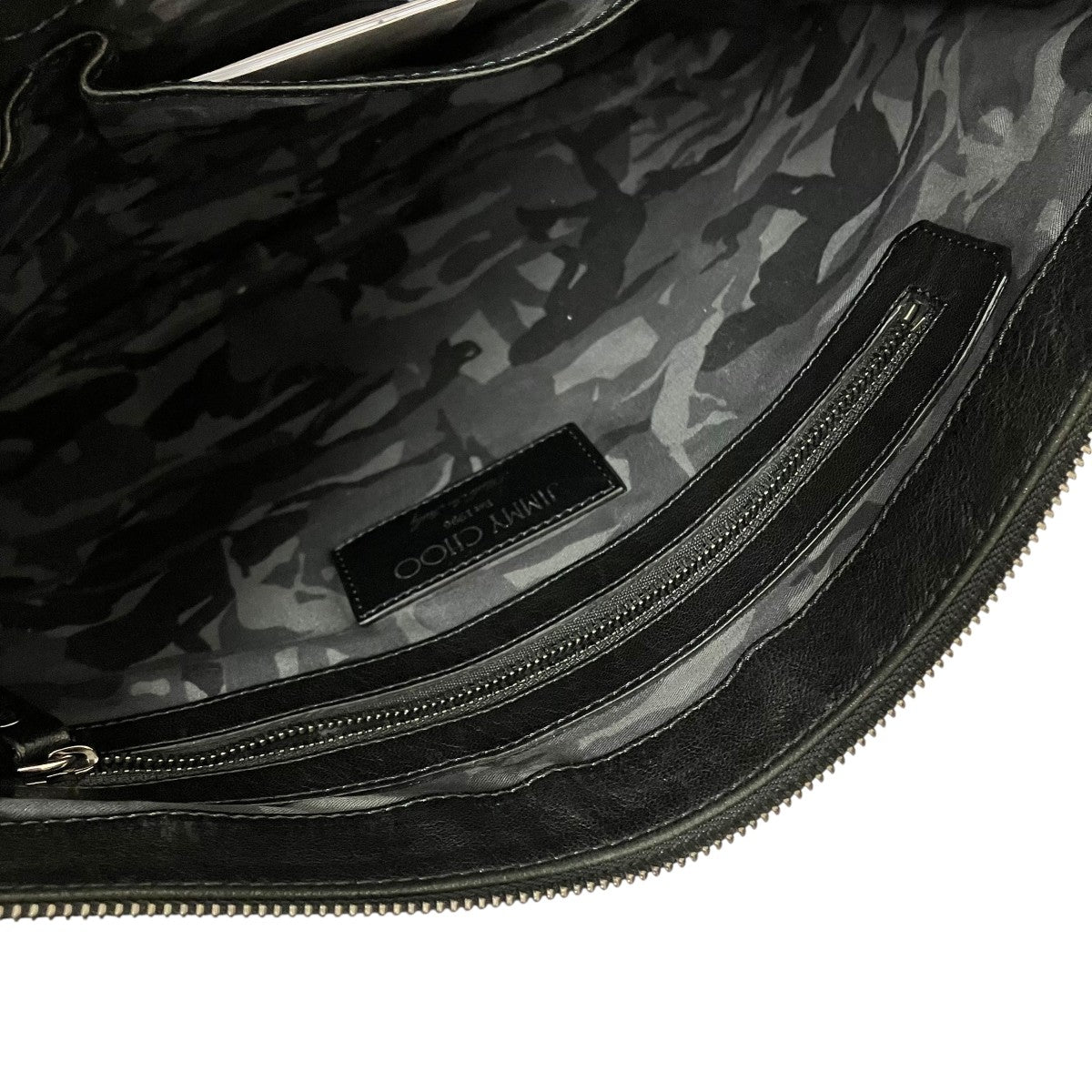 JIMMY CHOO(ジミーチュウ) クラッチバッグ ブラック｜【公式】カインド