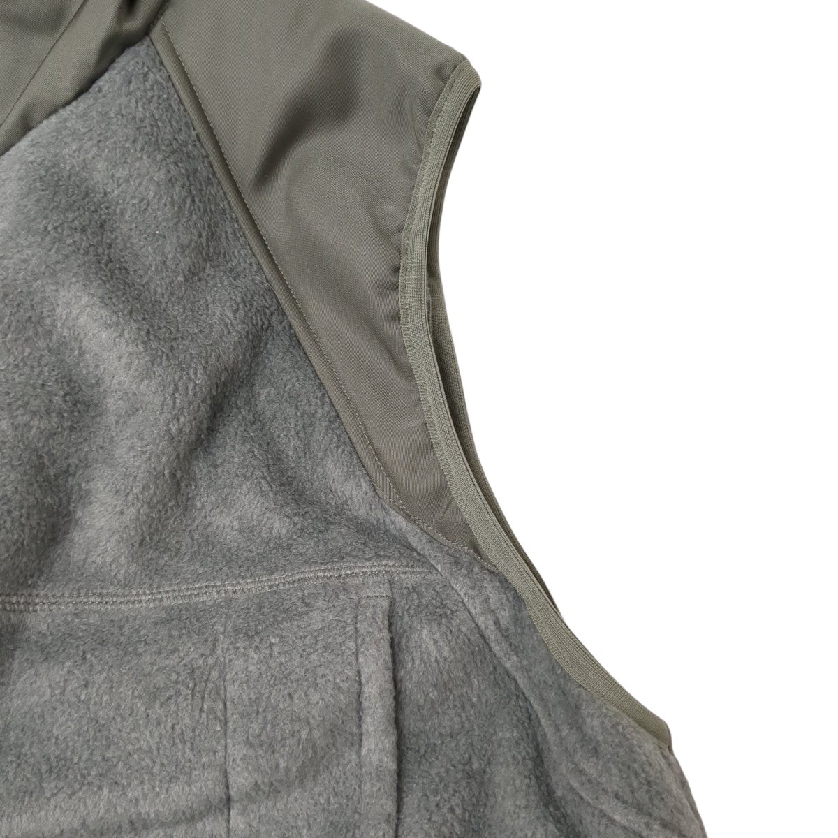 HYKE FLEECE CROPPED VEST232-17411 古着・中古-5枚目のアイテム画像