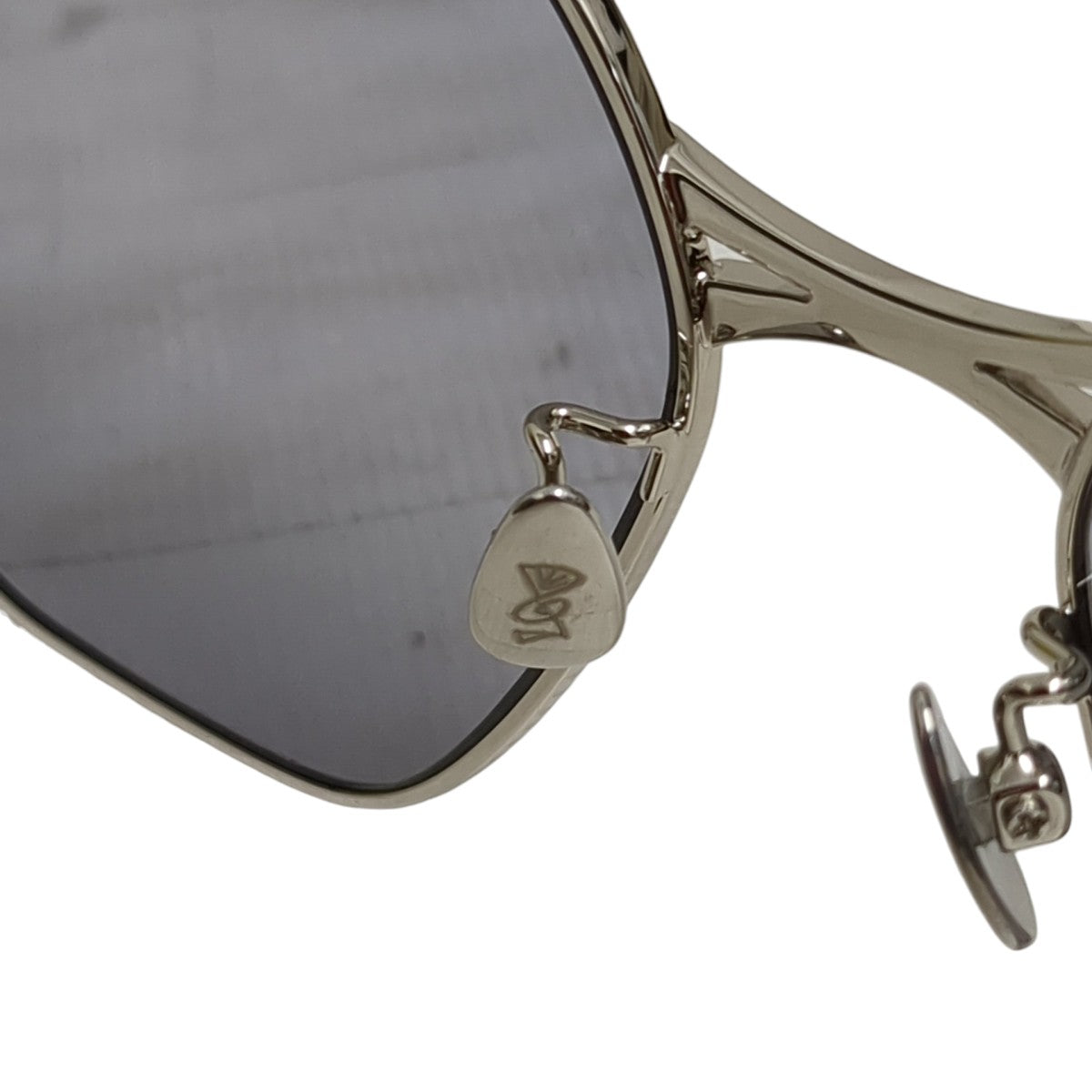 Mr．CASANOVA(ミスターカサノバ) PATTIEサングラス シルバー｜【公式