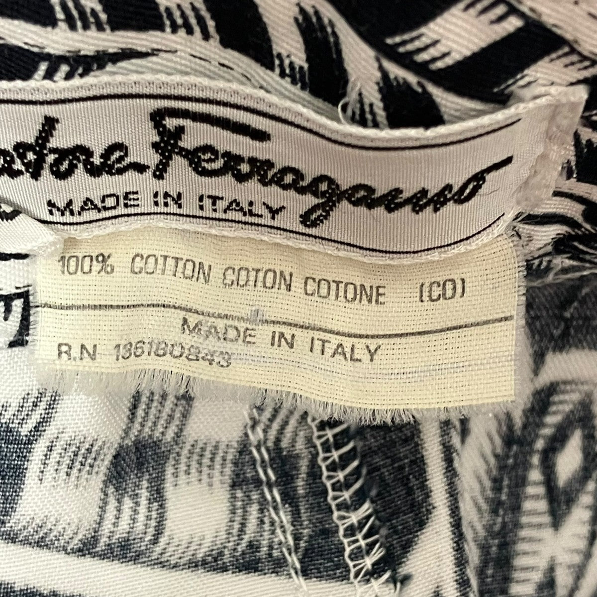 Salvatore Ferragamo バタフライ柄スカート 古着・中古-6枚目のアイテム画像