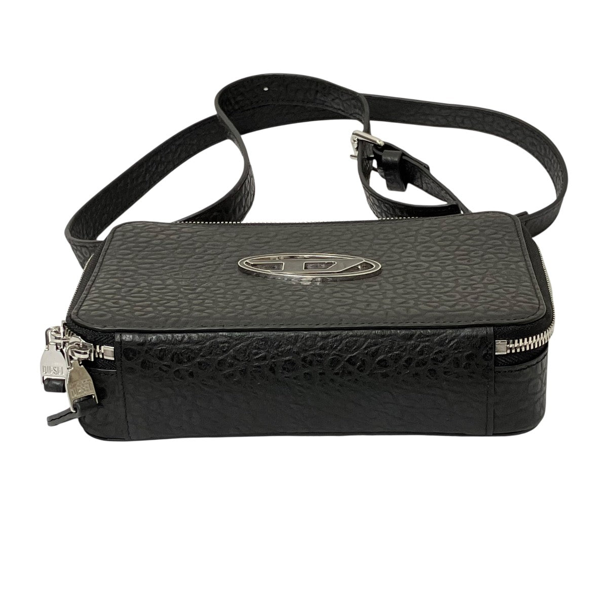 DIESEL(ディーゼル) SQUARE POCHETTEショルダーバッグ ブラック