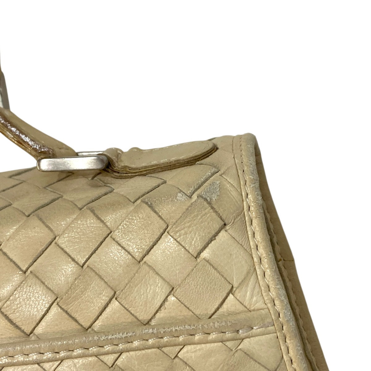 ボッテガヴェネタ　イントレチャート　ハンドバッグ BOTTEGA VENETA(ボッテガヴェネタ) イントレチャートハンドバッグ