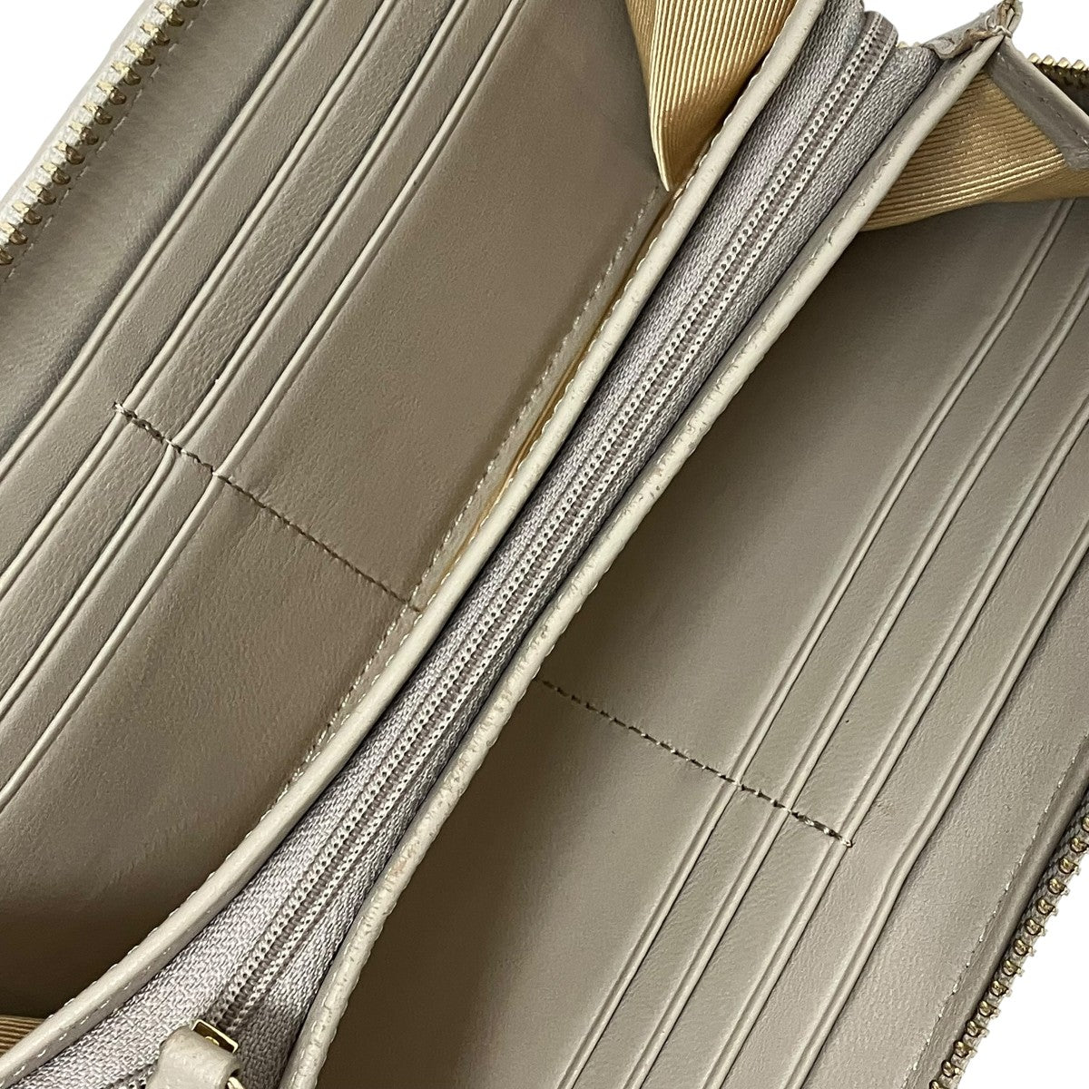 BOTTEGA VENETA 製造番号なし財布 古着・中古-8枚目のアイテム画像