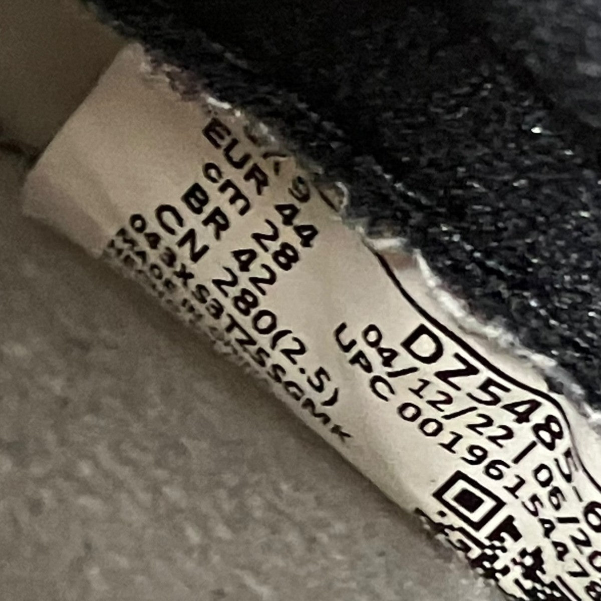 AIR JORDAN 1 RETRO HIGH OG LOST ＆ FOUND VARSITY REDスニーカーDZ5485-612