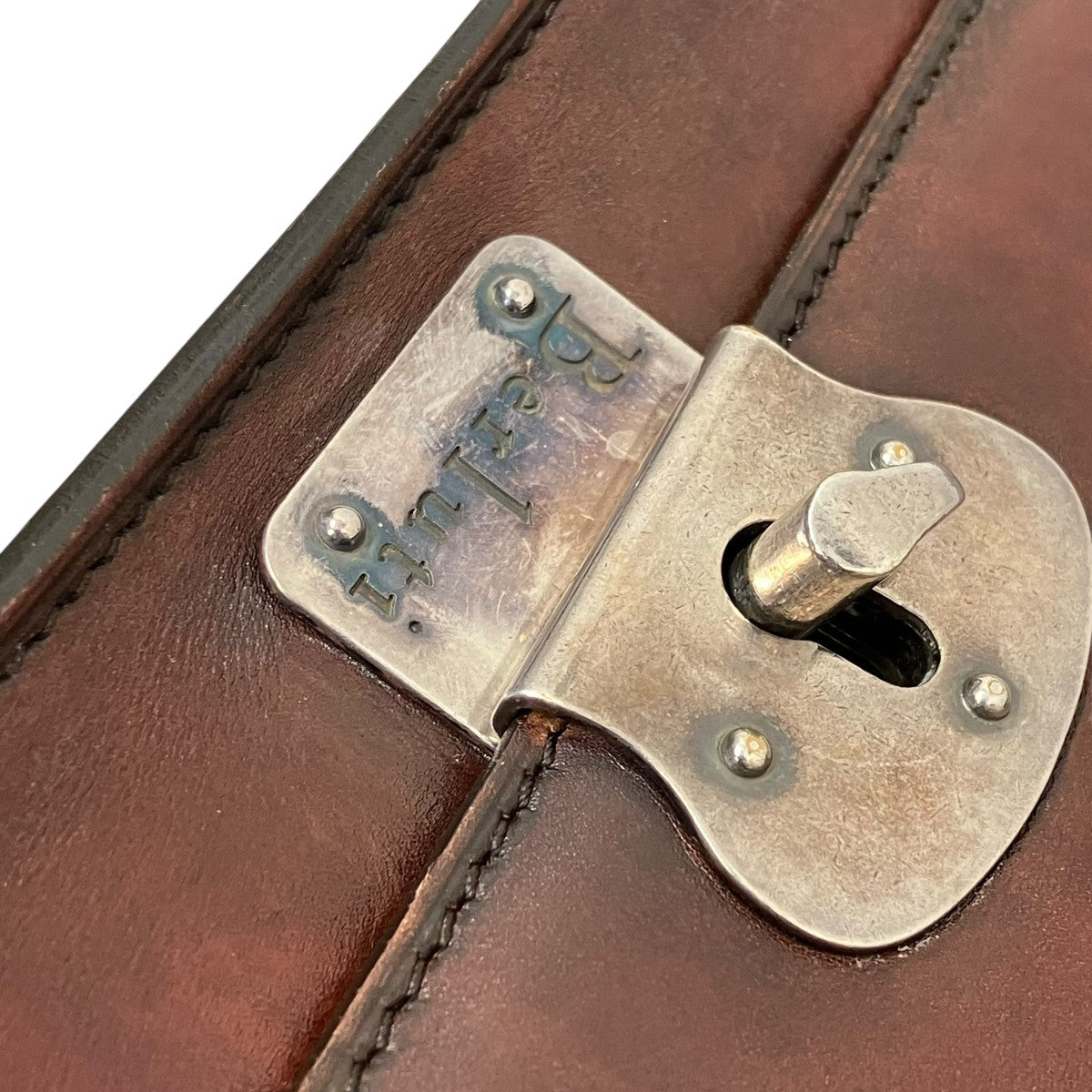 Berluti レザーショルダーバッグ 古着・中古-7枚目のアイテム画像