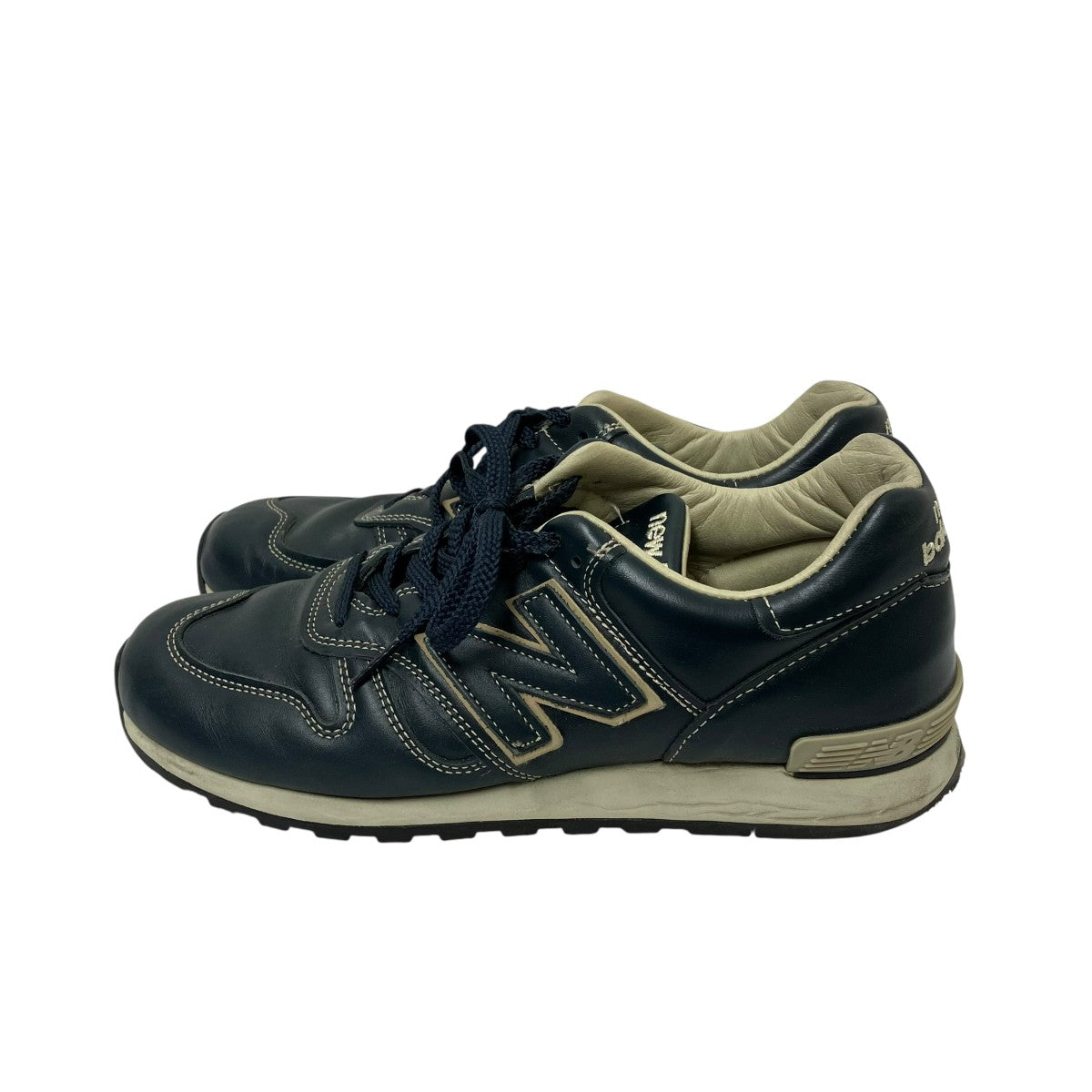 スニーカーM670NVY